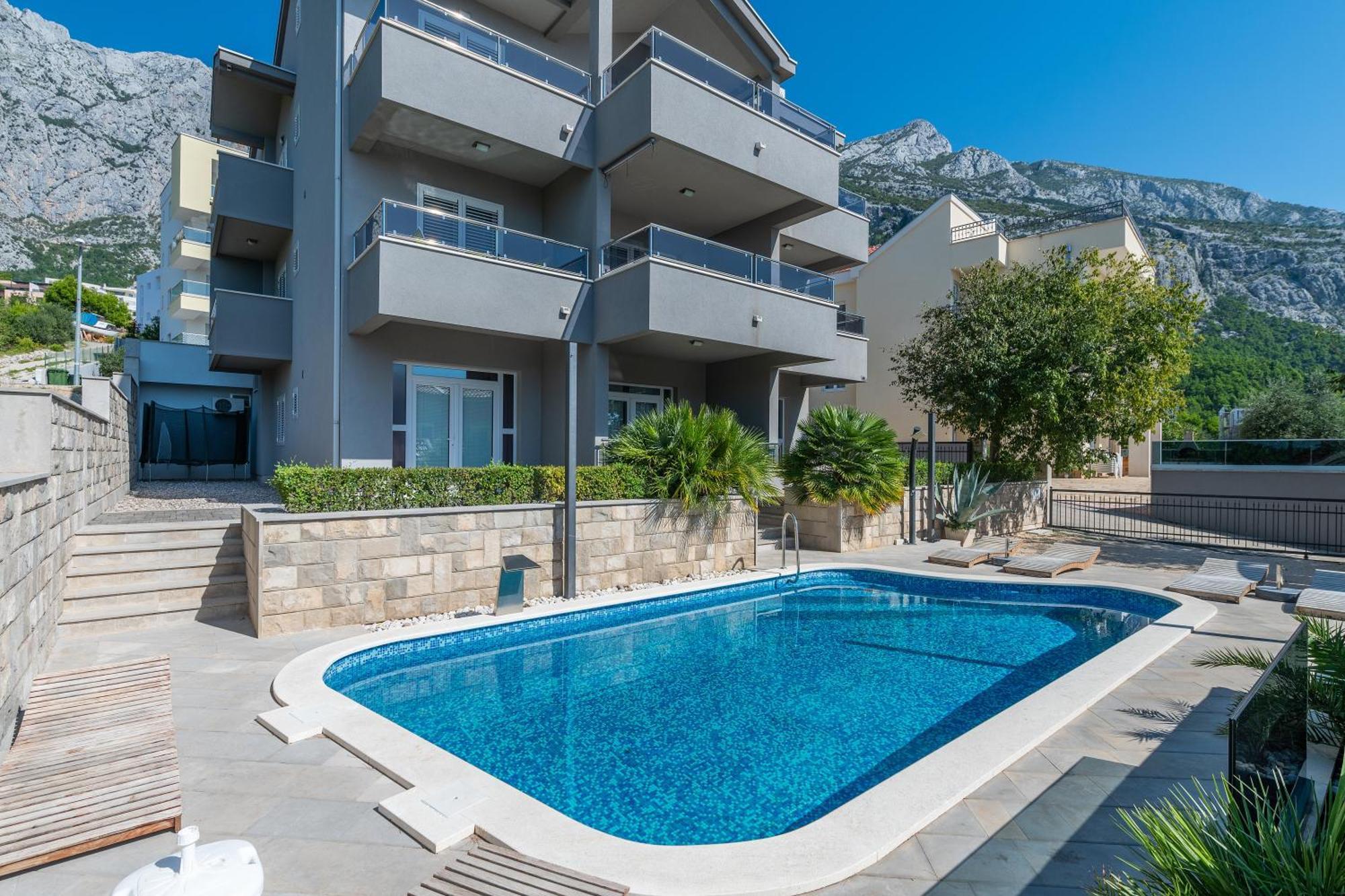 Villa Em Makarska Exterior foto