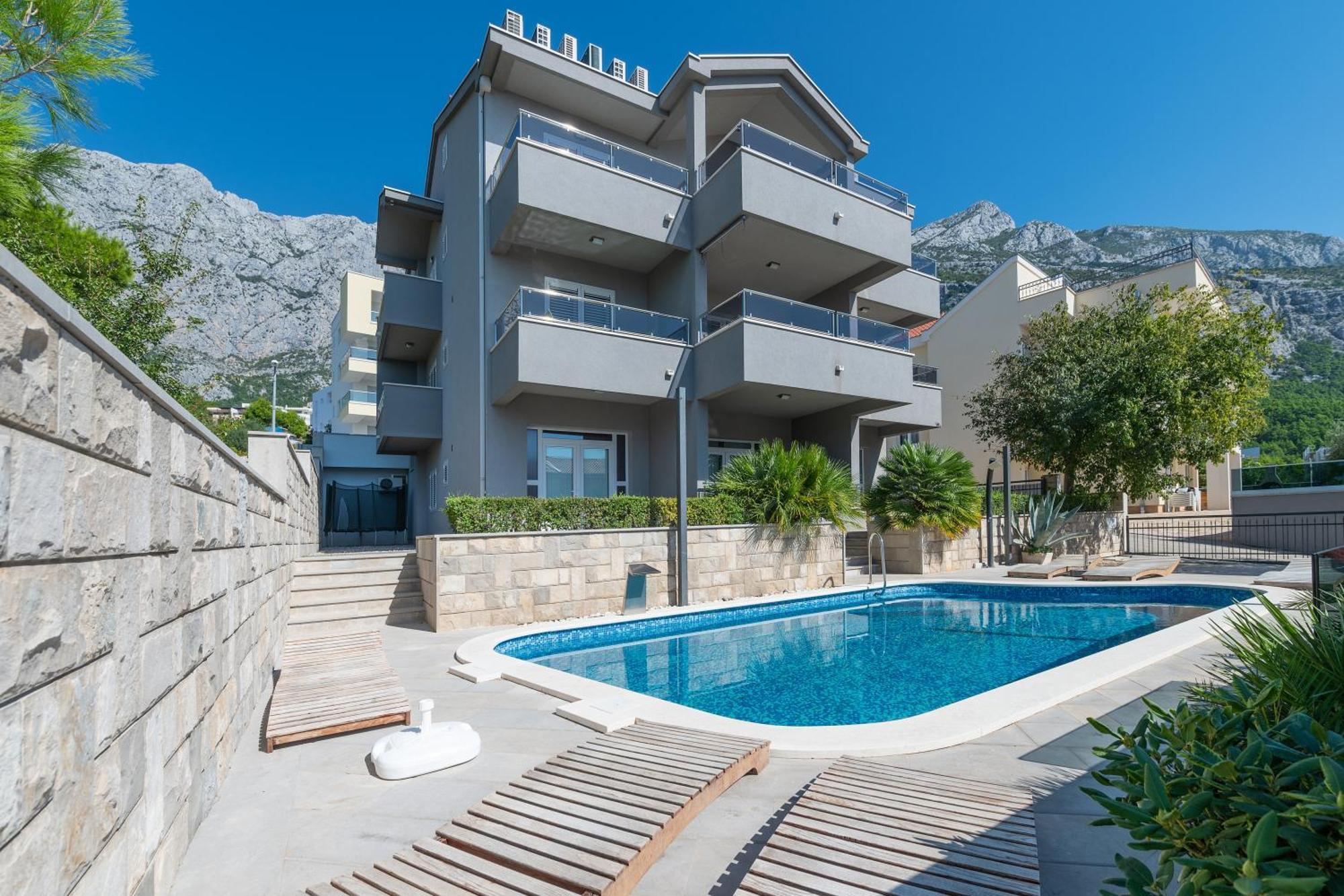 Villa Em Makarska Exterior foto