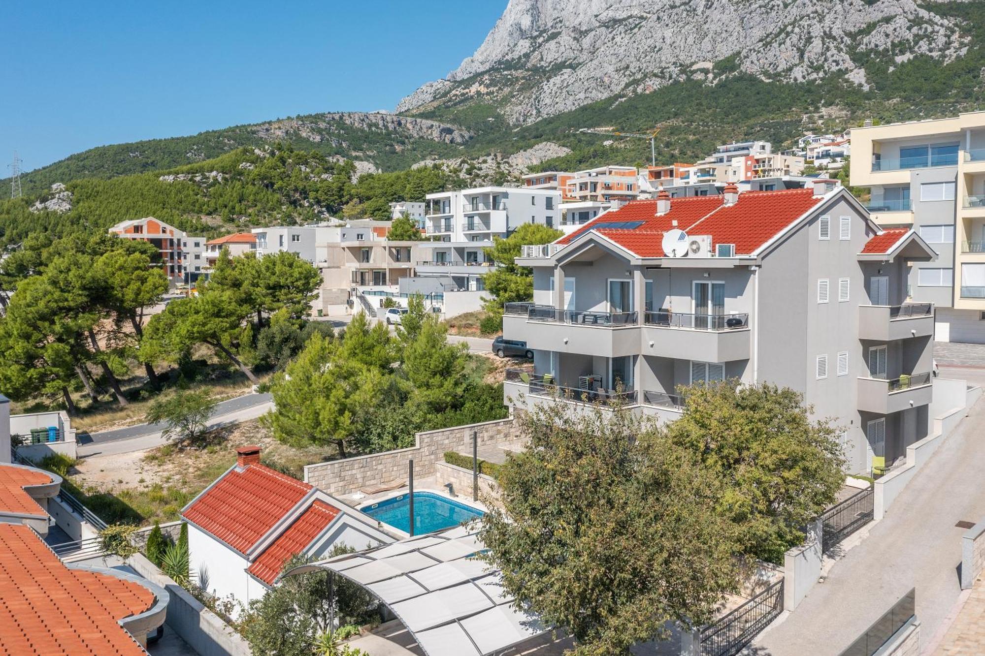 Villa Em Makarska Exterior foto