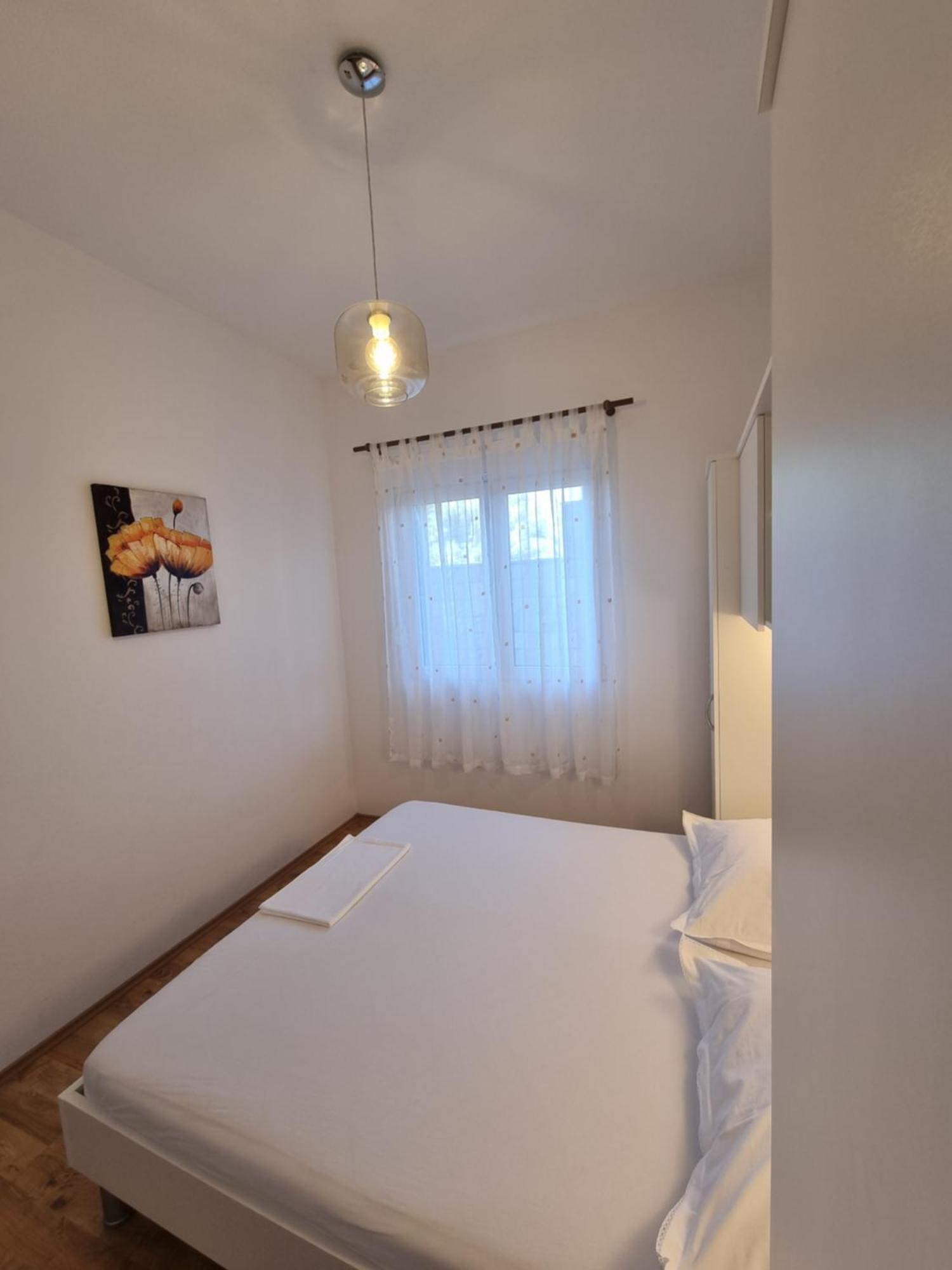Villa Em Makarska Exterior foto