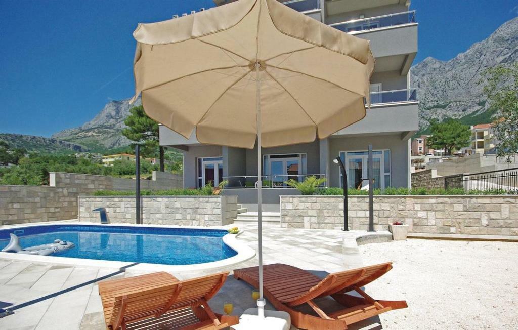 Villa Em Makarska Exterior foto