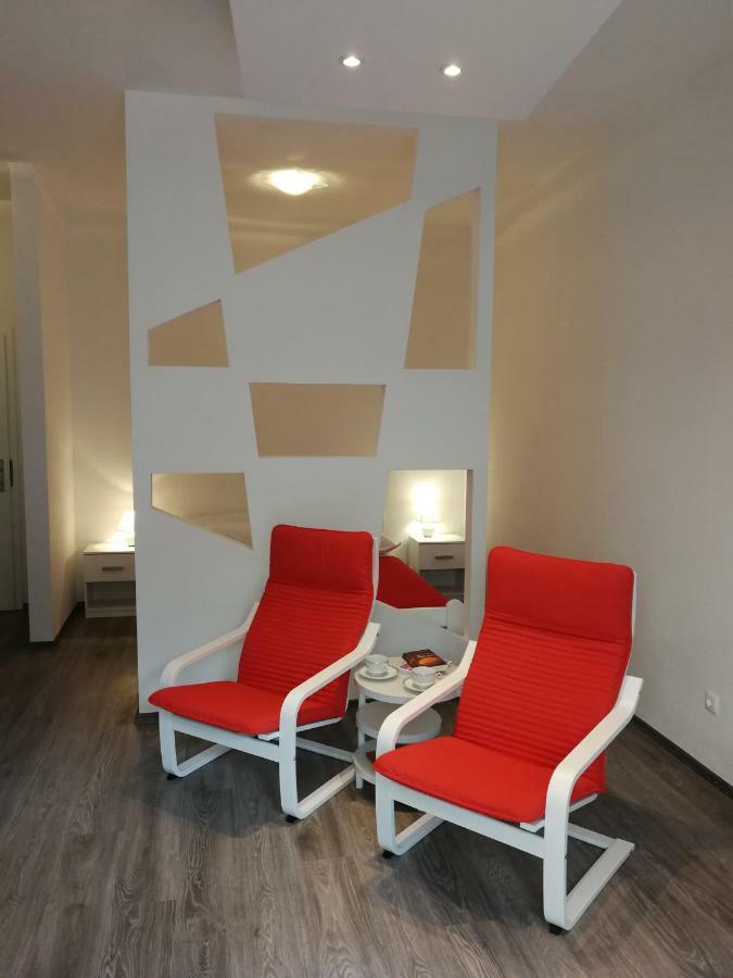 Villa Em Makarska Exterior foto